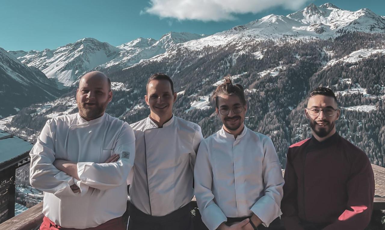 Hotel Le Grand Chalet Favre Saint-Luc Buitenkant foto